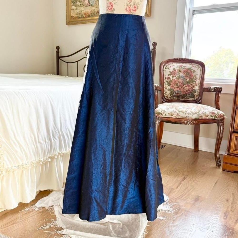 Iridescent Y2K Rampage size 11 deep navy satin maxi‎ skirt